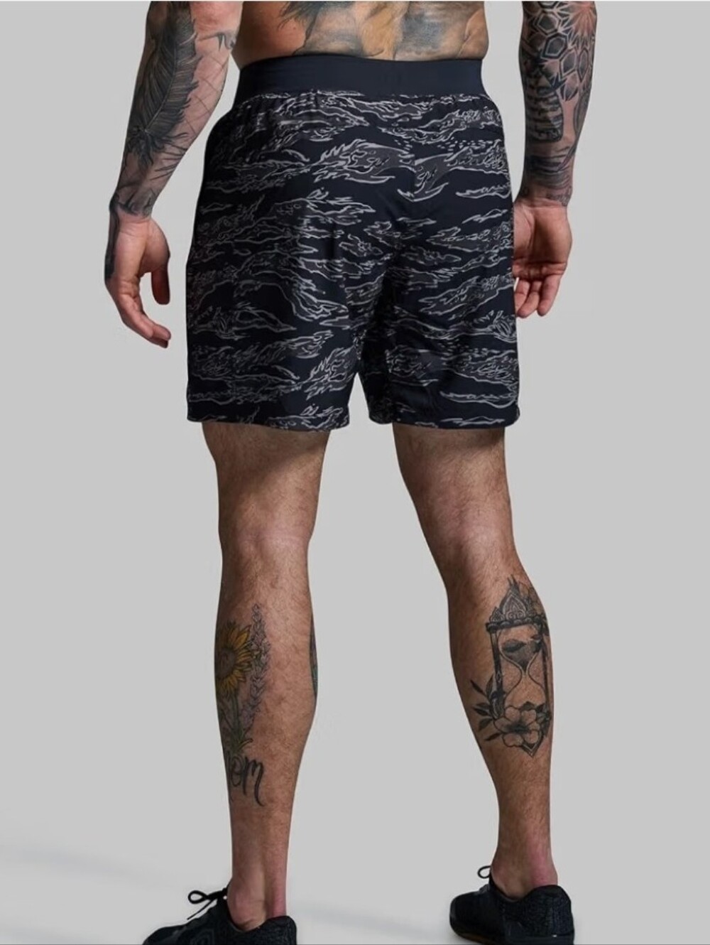 Born Primitive Men's Versatile Short with Compression 7" Large - Picture 2 of 8